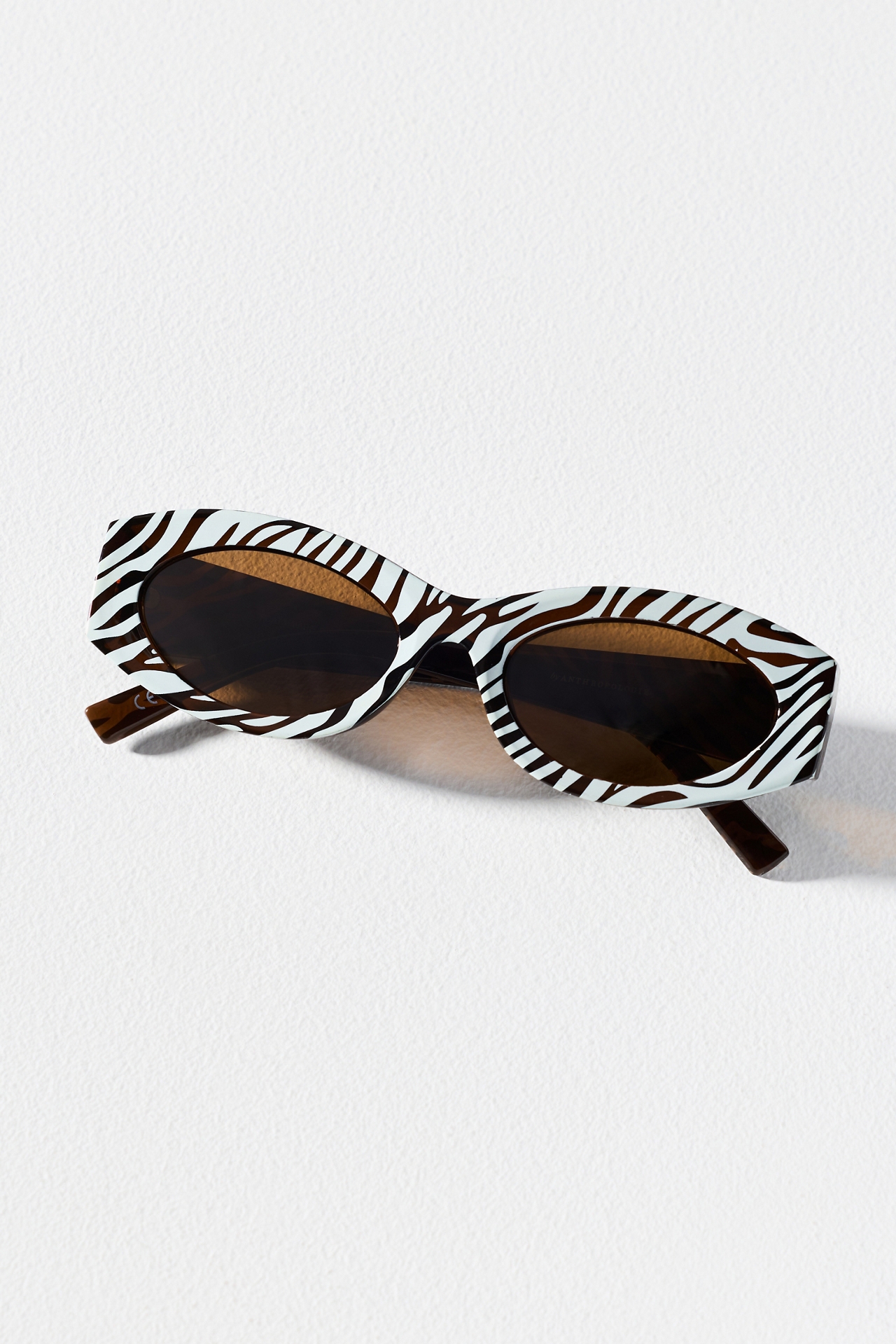 Oval Slim East-West Sunglasses