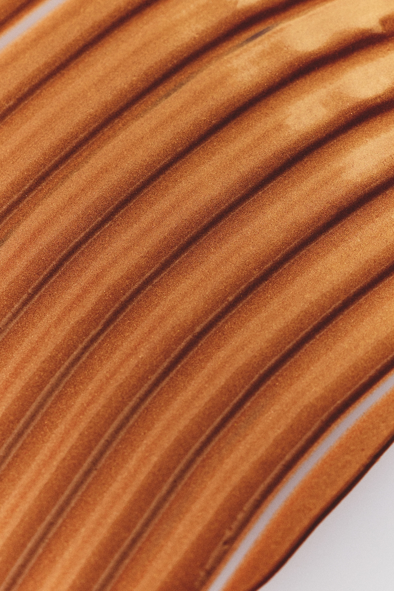 Hampton Sun Bronze-On Shimmer Body Luster