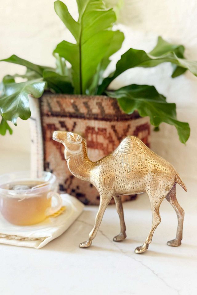 Old Flame Candle Co. Vintage Brass Etched Camel Figure #1