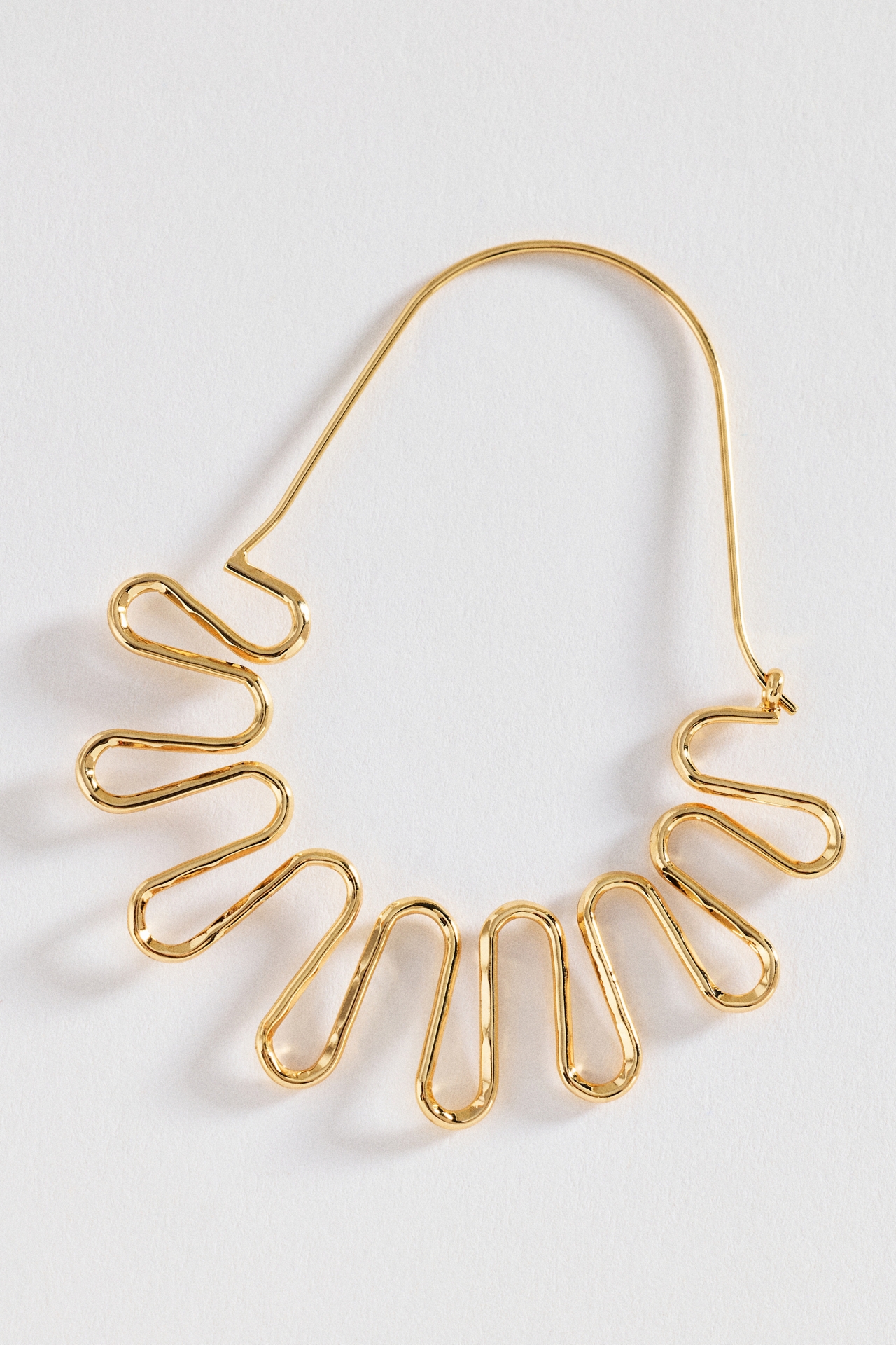 Sculpted Loop Hoop Earrings