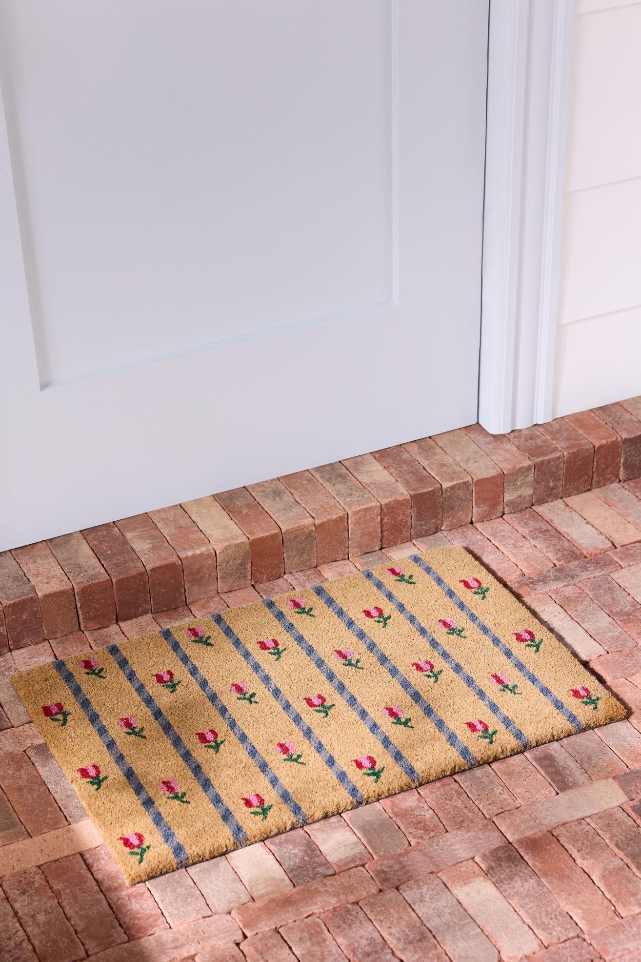 Tulips Striped Coir Printed Doormat - Multi, 20"X30"