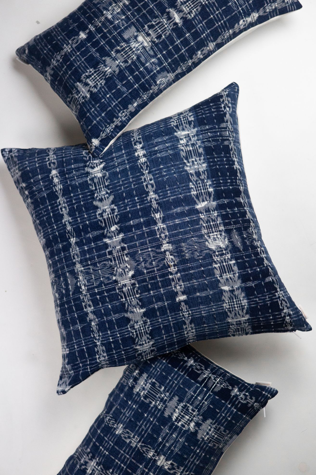 Archive New York Vintage Indigo Pillows - Indigo/Silver Metallic, 12" X 20"