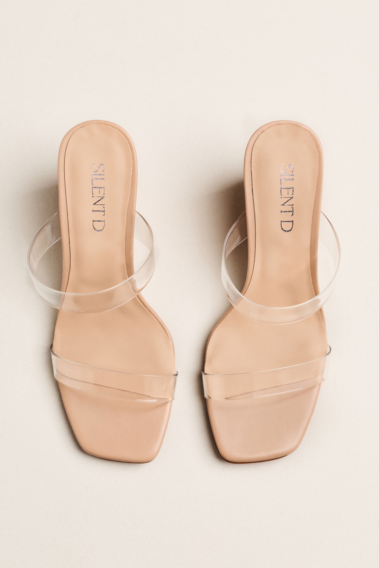 Silent D Antoneo Wedge Sandals