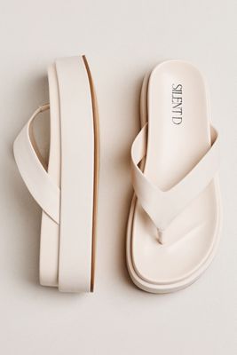 Silent D Tamarah Platform Flip-Flop Sandals