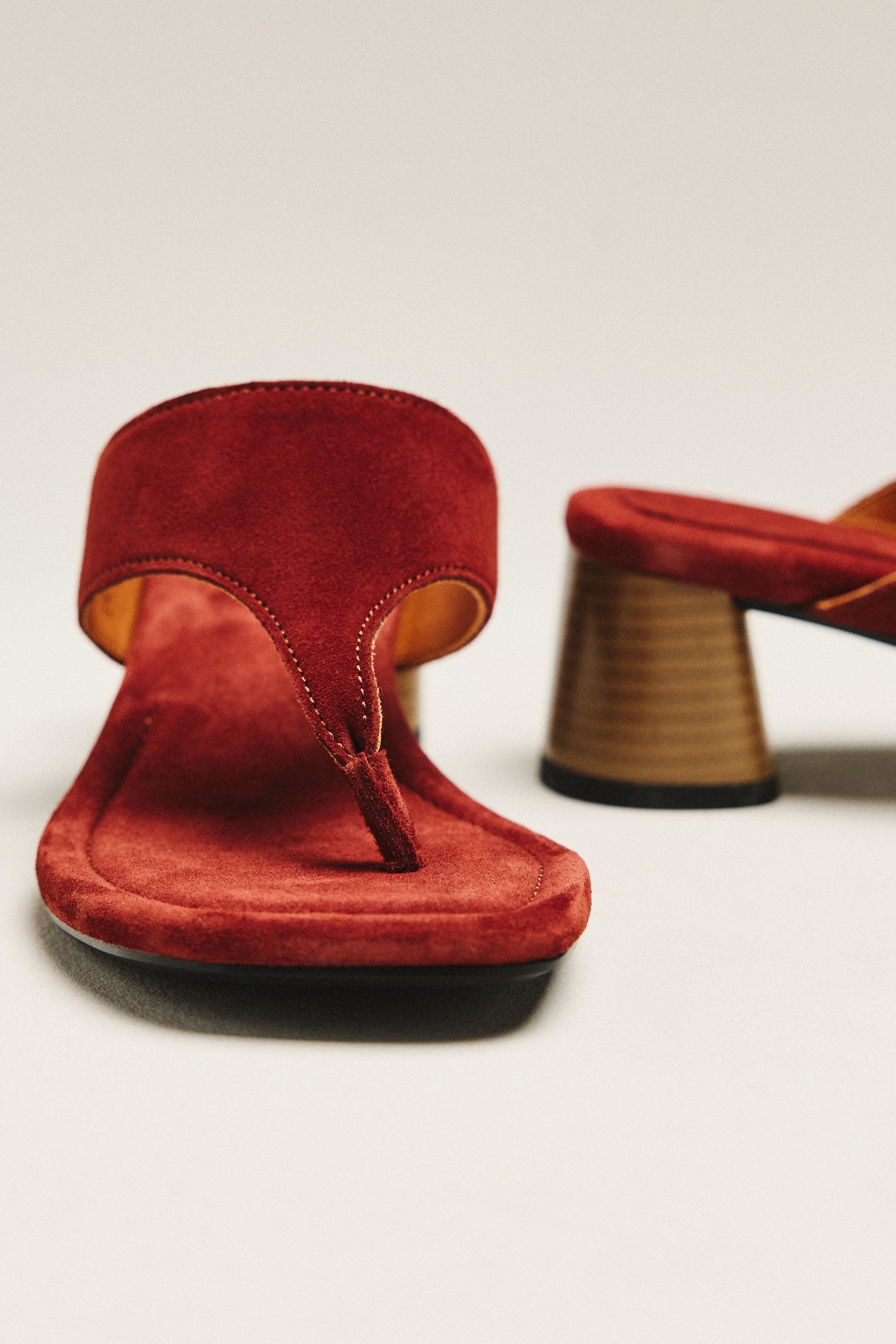 Vagabond Evie Block Heel Flip-Flop Sandals