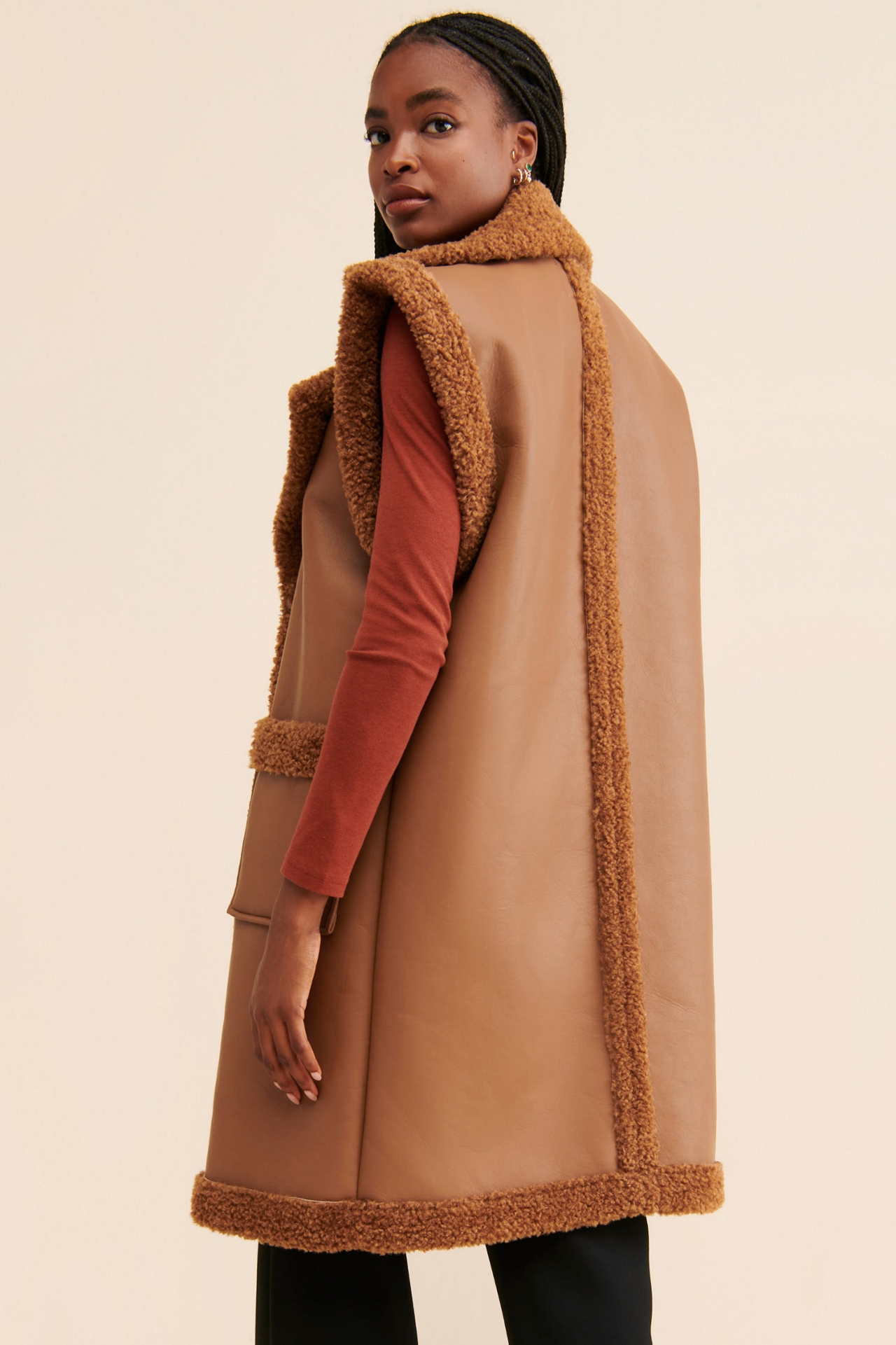 [BLANKNYC] Touch And Go Sherpa Vest