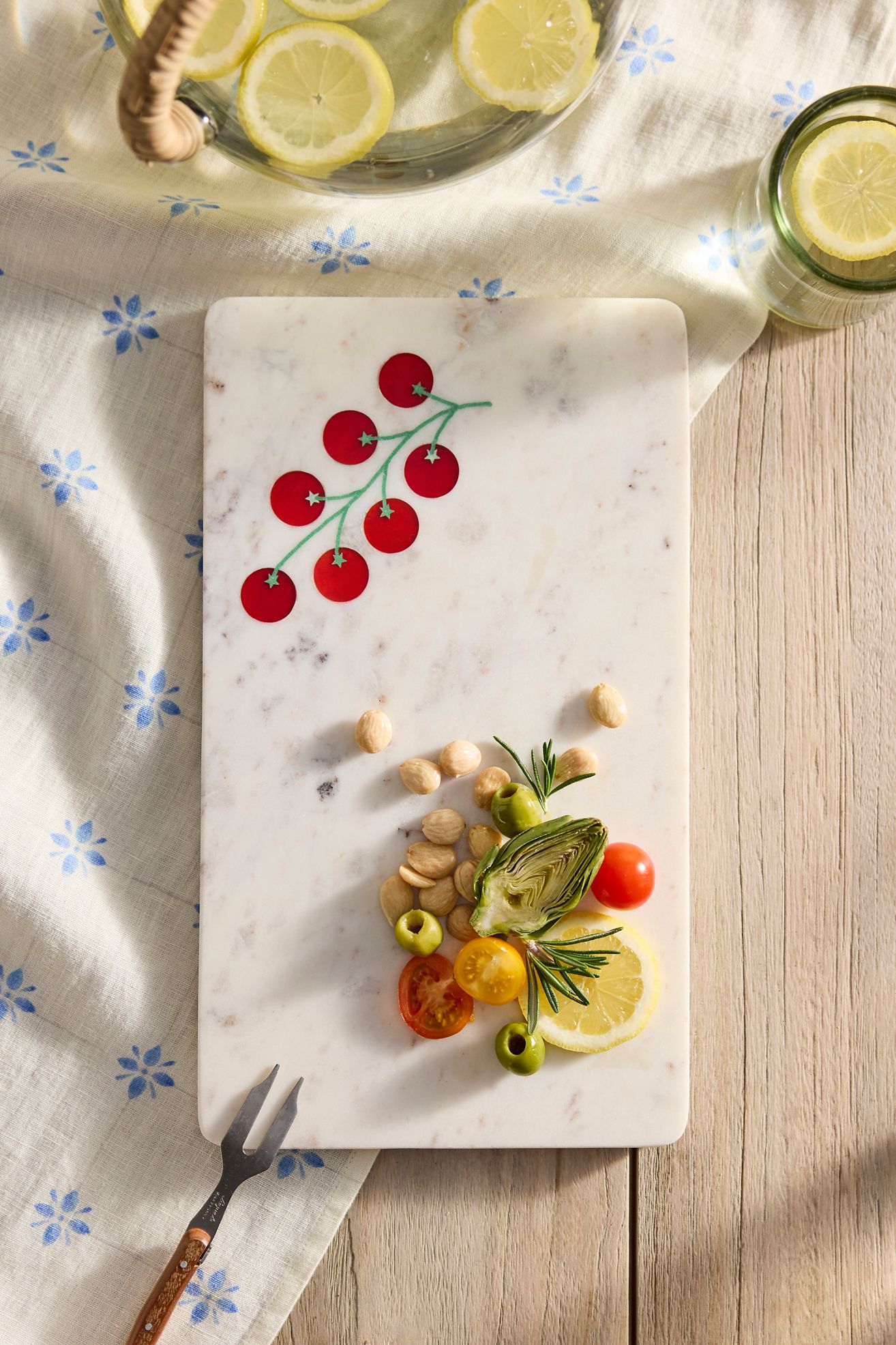 Marble Icon Cheese Board, Tomato Vine - White, One Size