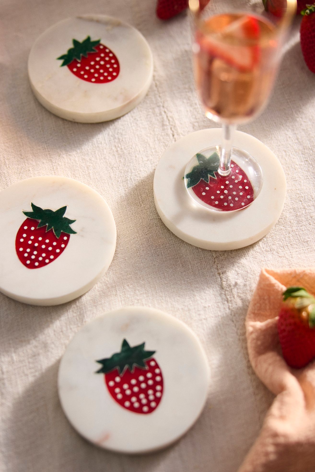 Marble Icon Coasters, Set of 4 Strawberry - White, One Size