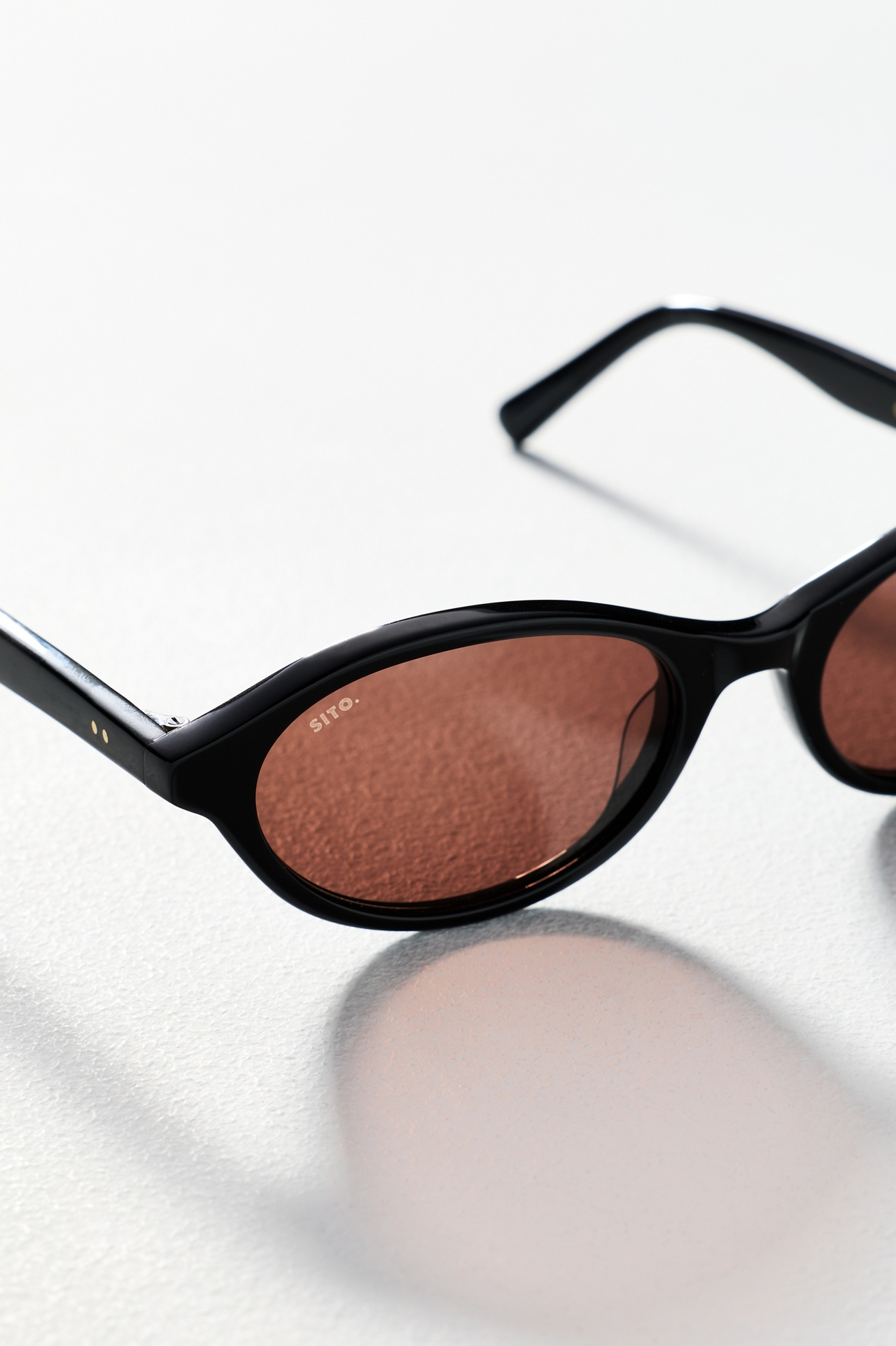 Sito Shades Slim Oval Orion Sunglasses