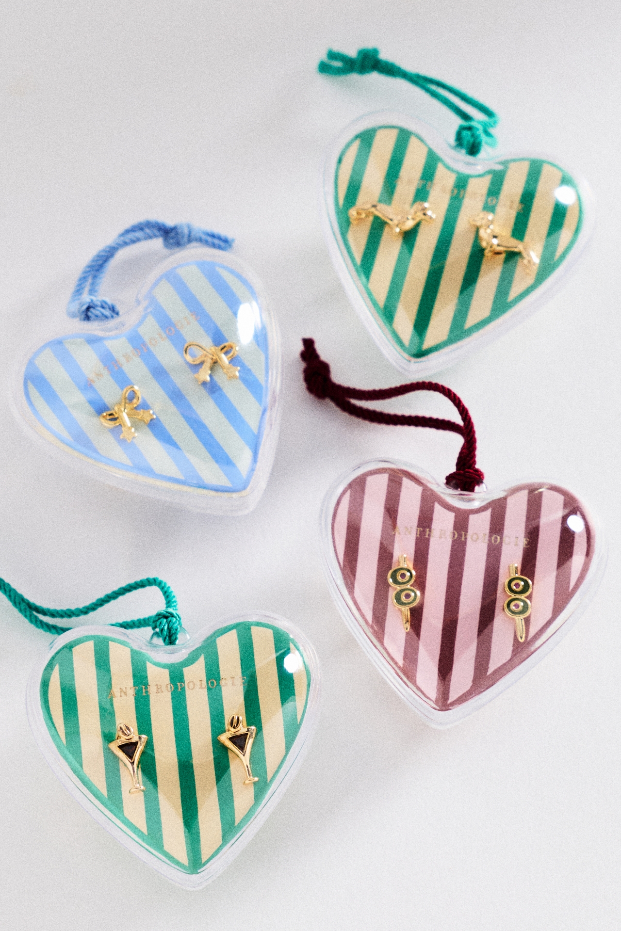 Heart Icon Stud Earrings