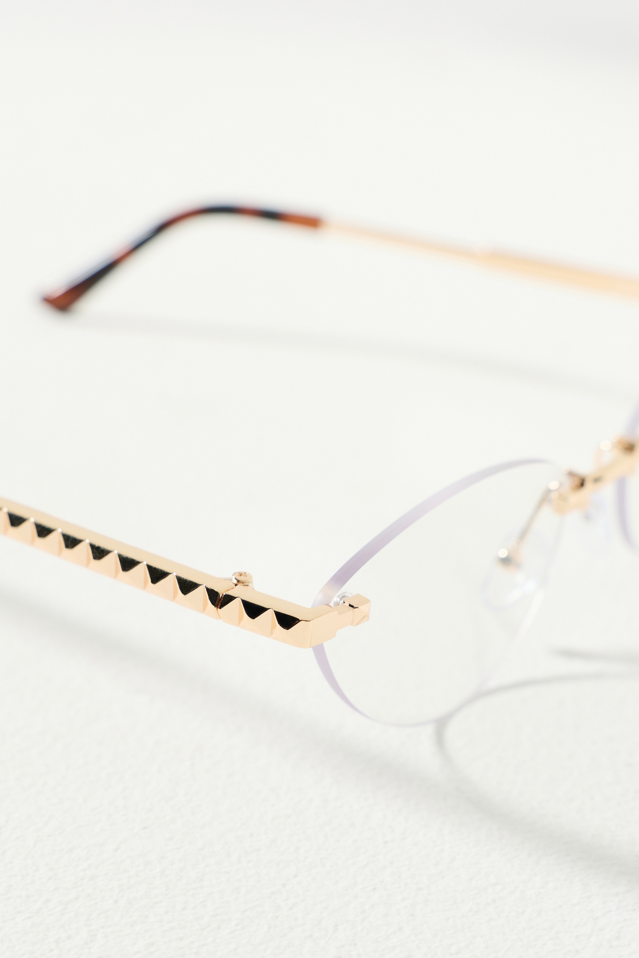 Slim Oval Blue Light Readers