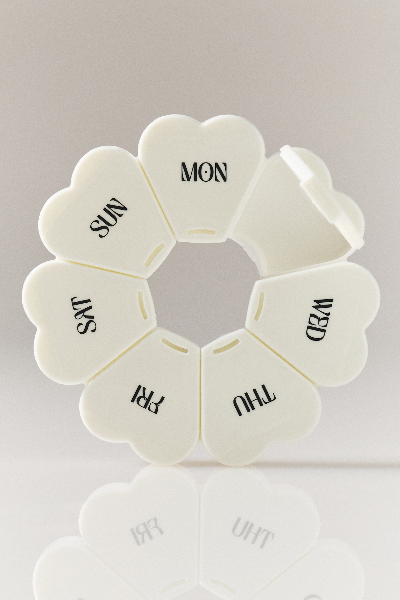 Célavi Detachable Daily Pill Case