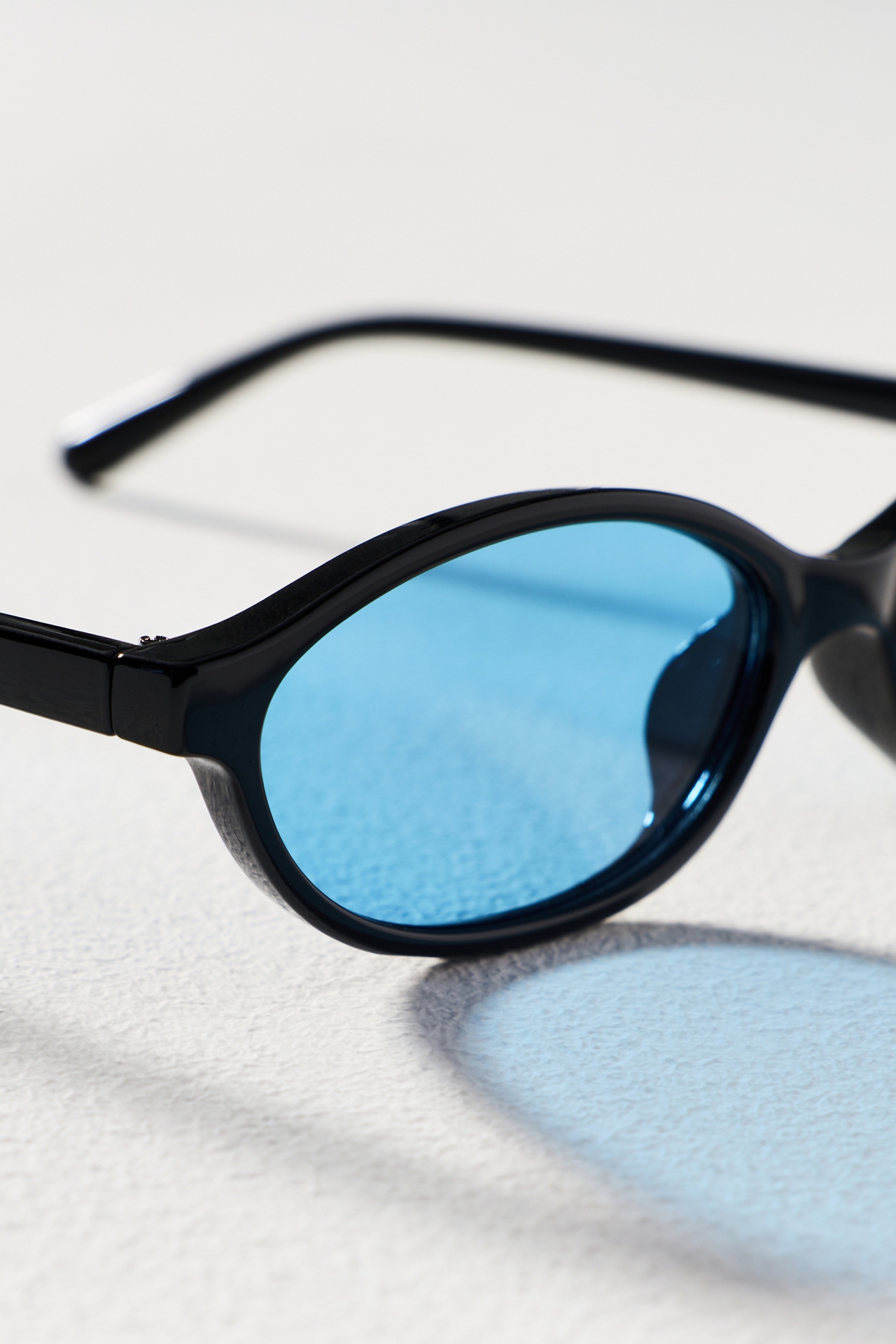I-SEA Oval East West Sunglasses
