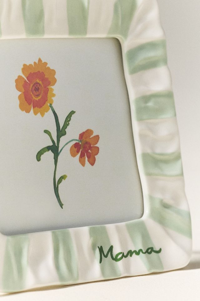 Amma Ruffle Frame #2
