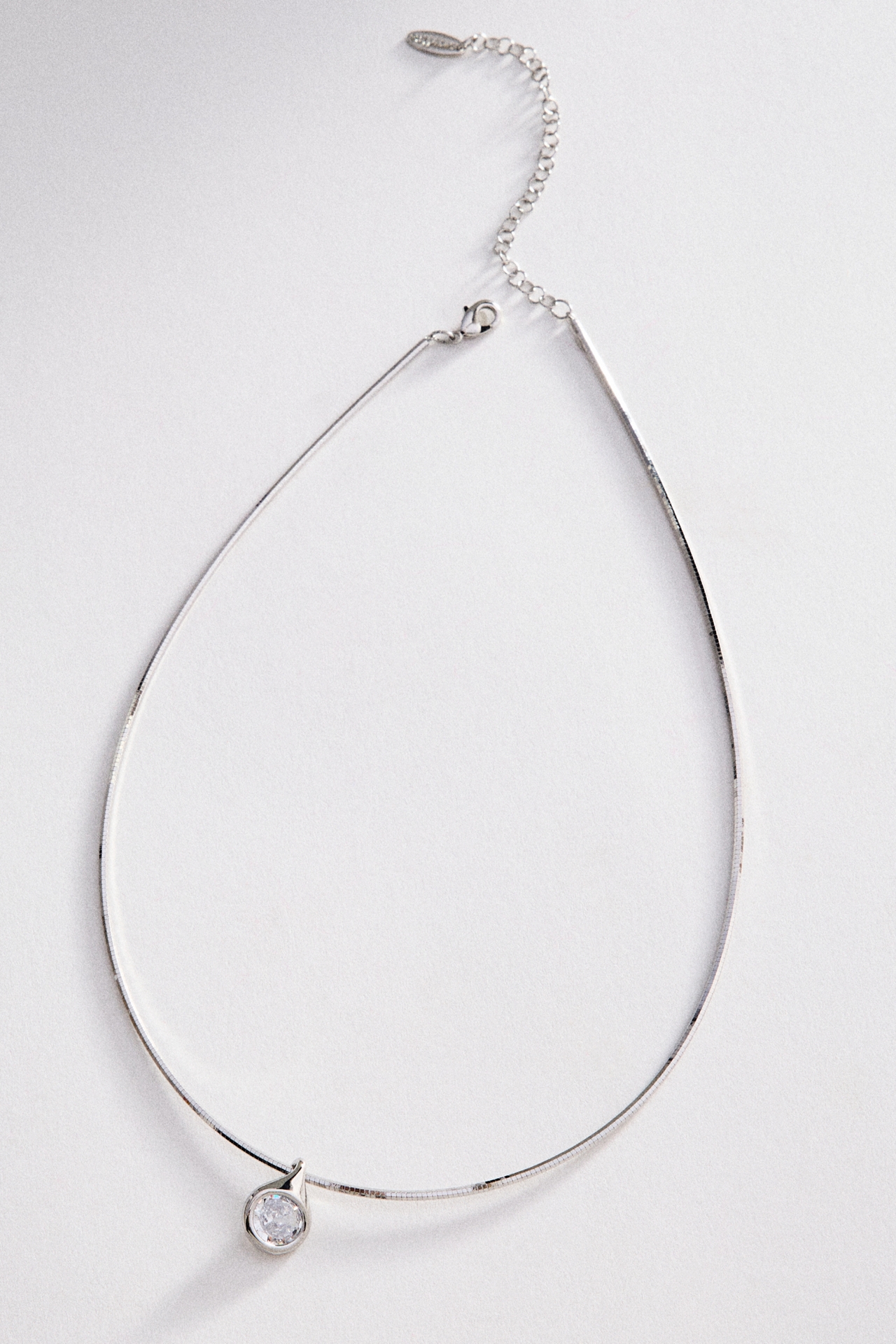 Bezel Pendant Collar Necklace