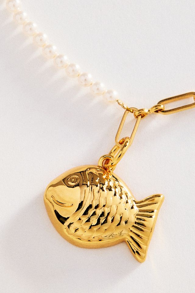 Timeless Pearly Fish Pendant Pearl Necklace #1