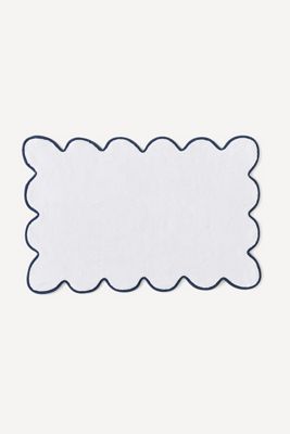 Kassatex Chairish Scallop Edge Bath Mat