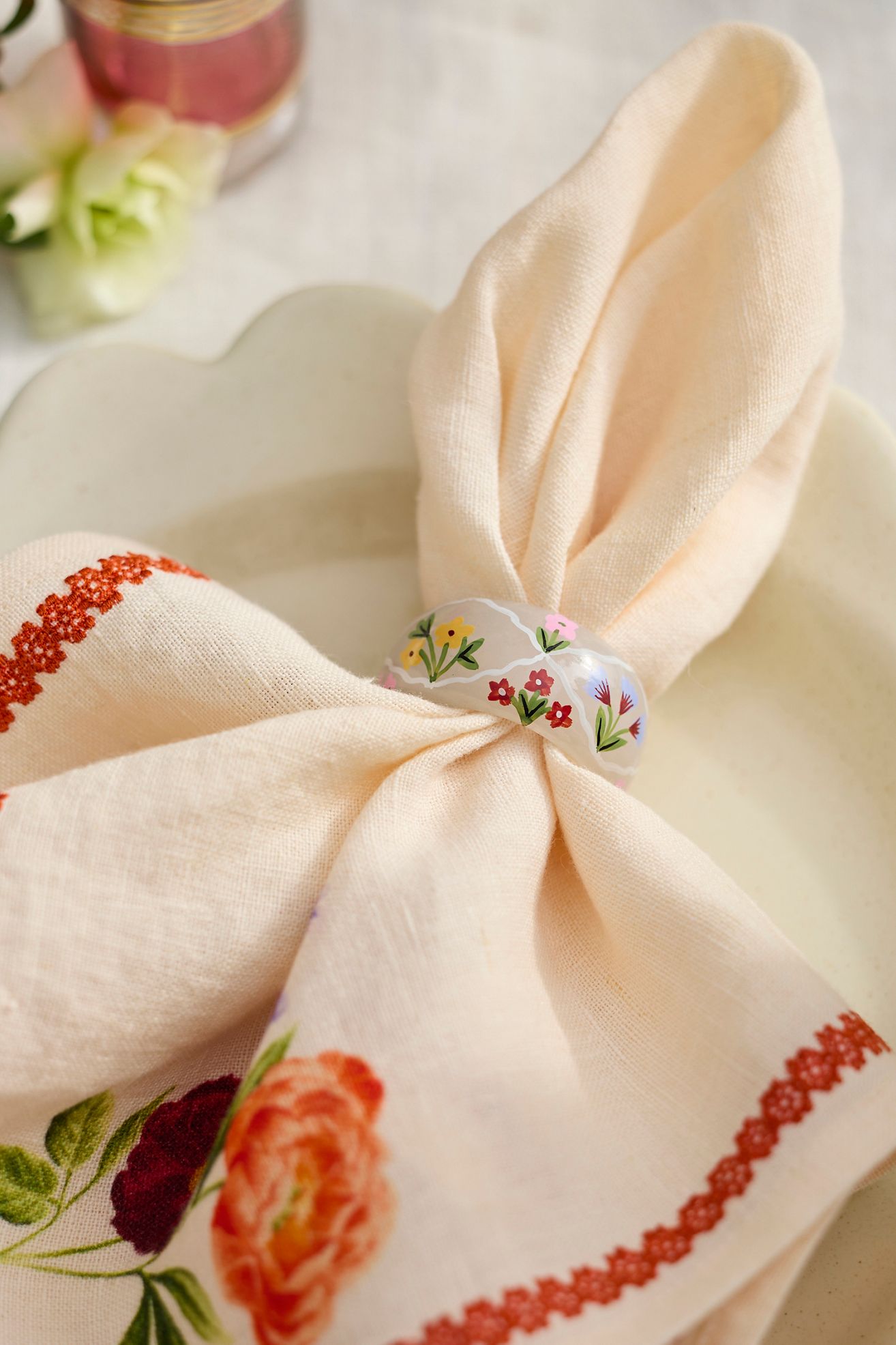 Painted Lattice Glass Napkin Rings, Set of 4 - Ivory, One Size