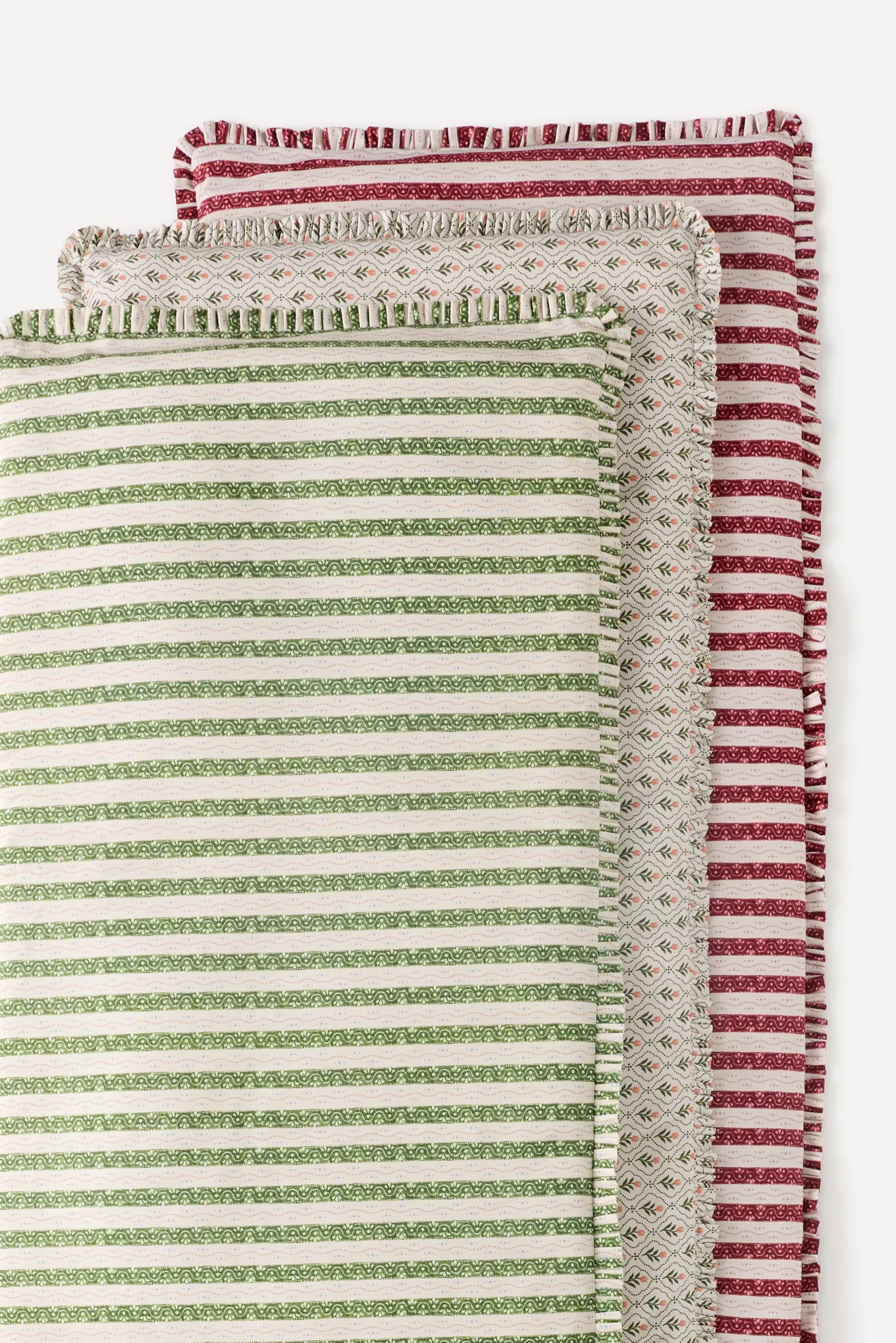 Cotton Printed Ruffle Sofa Topper - thumbnail 5