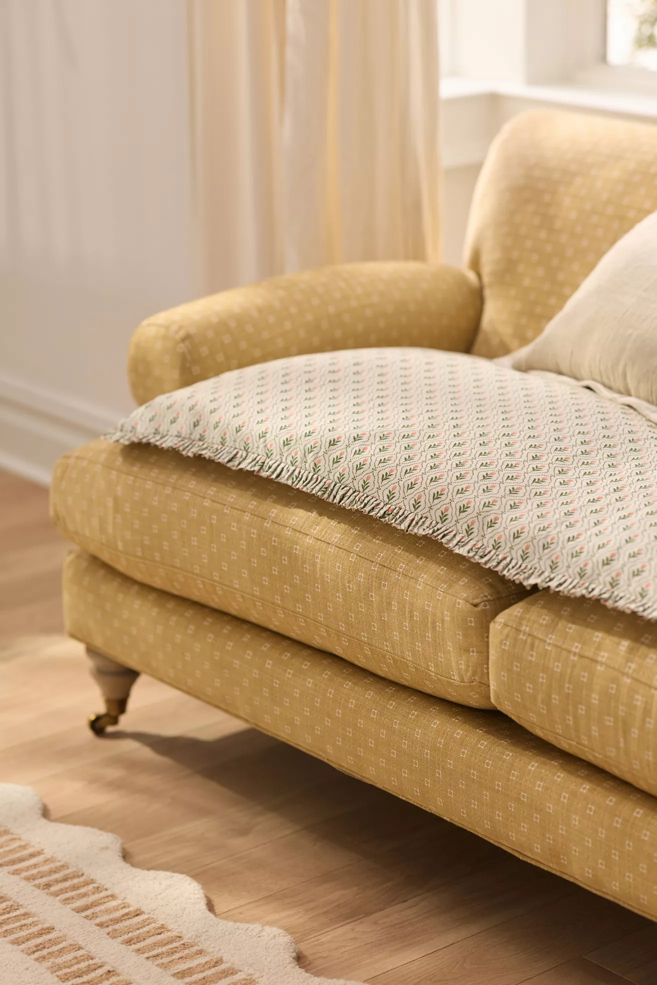Cotton Printed Ruffle Sofa Topper