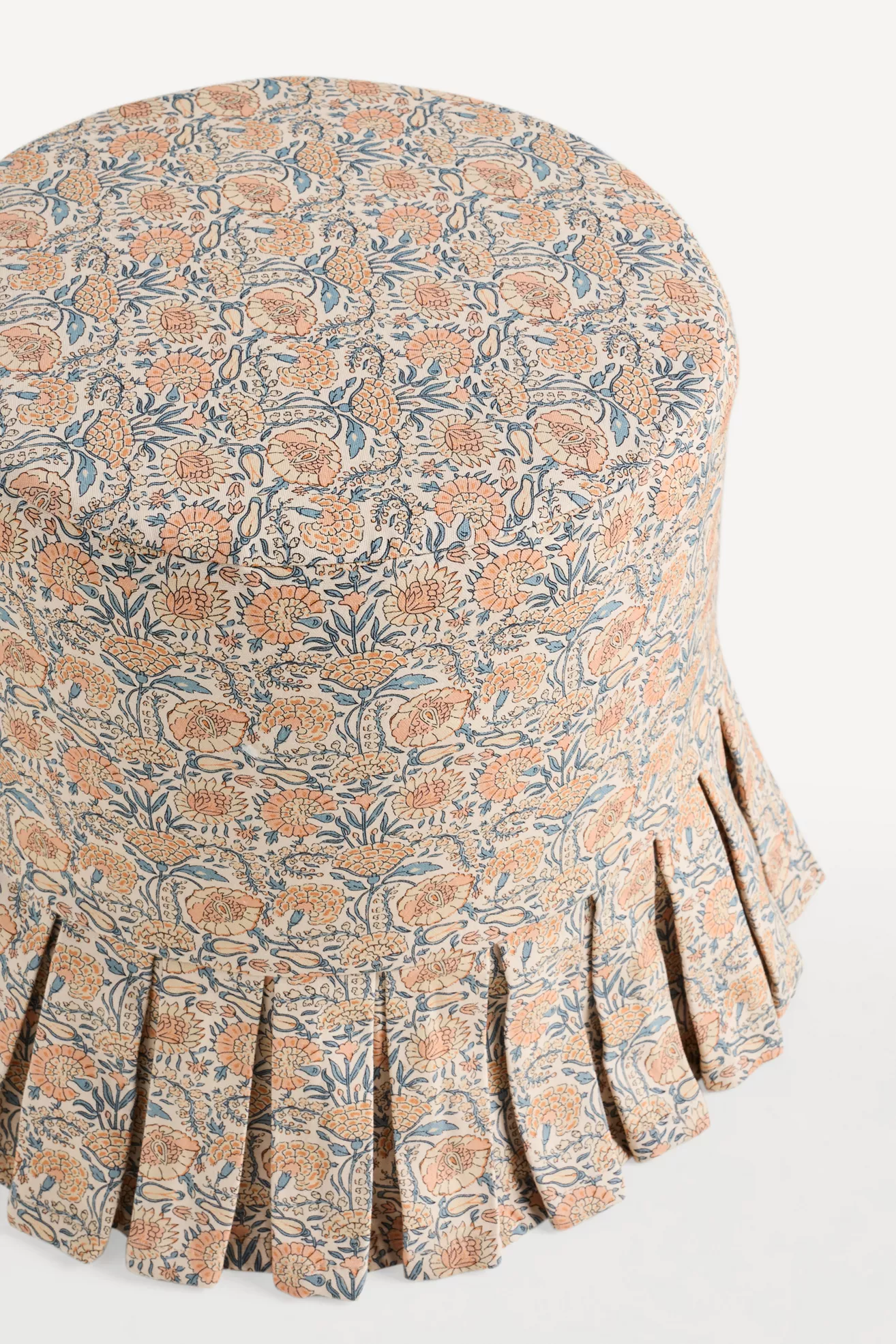 Layla Printed Ruffle Ottoman Slipcover - thumbnail 8