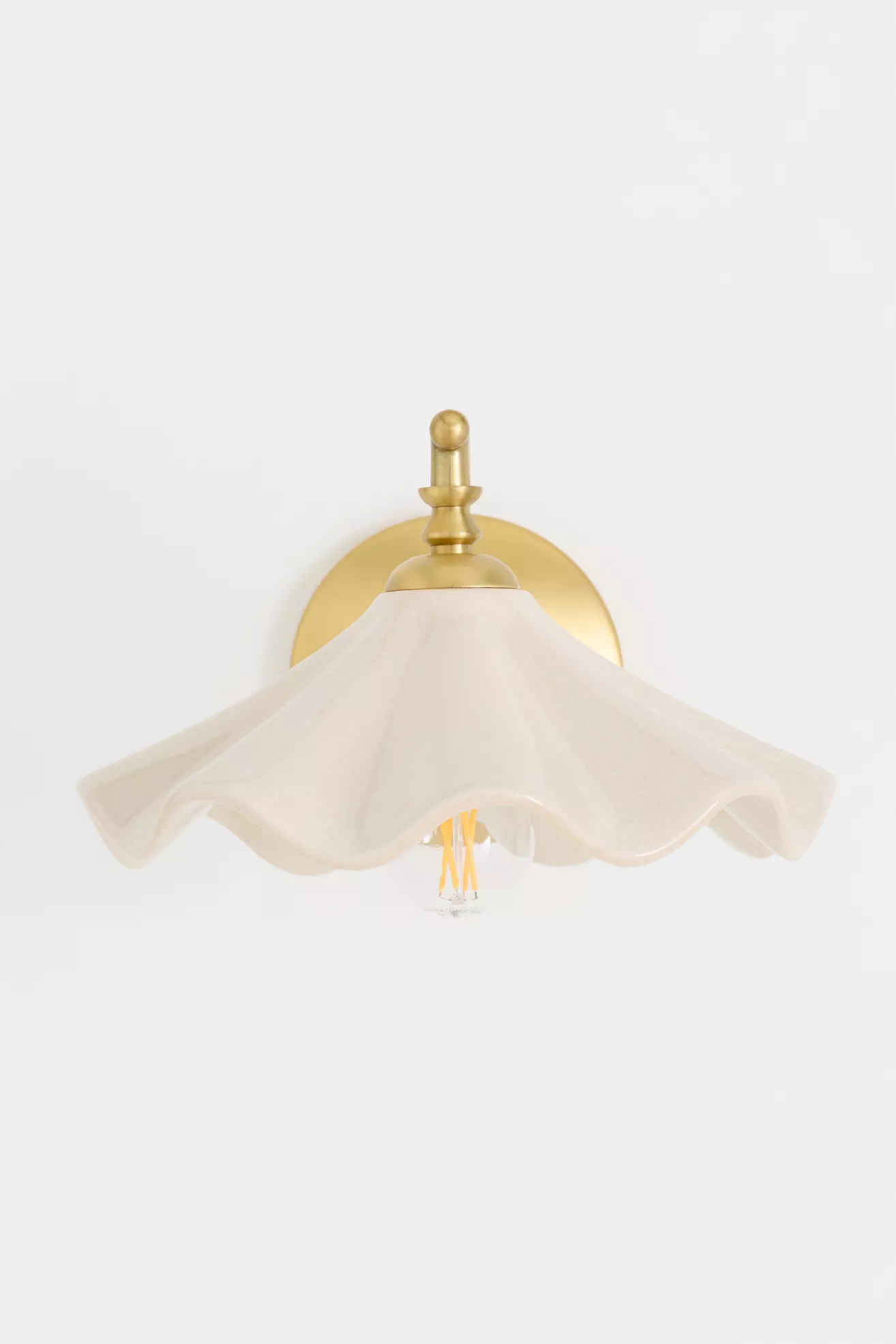 Bobbi Wavy Ceramic Sconce - thumbnail 2