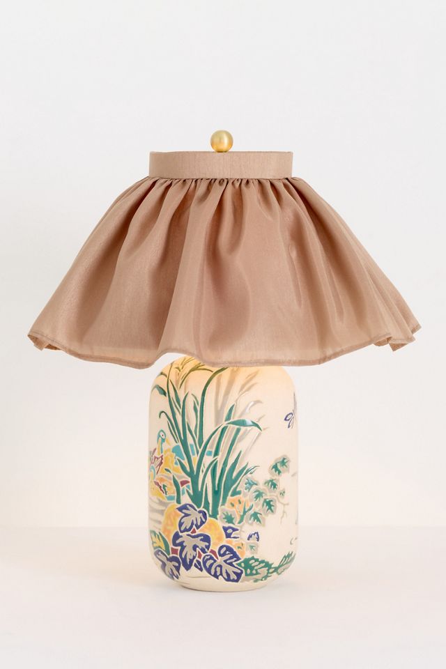 Lámpara de Mesa de Cerámica Tallada Bernadette con Pantalla con Falda #1