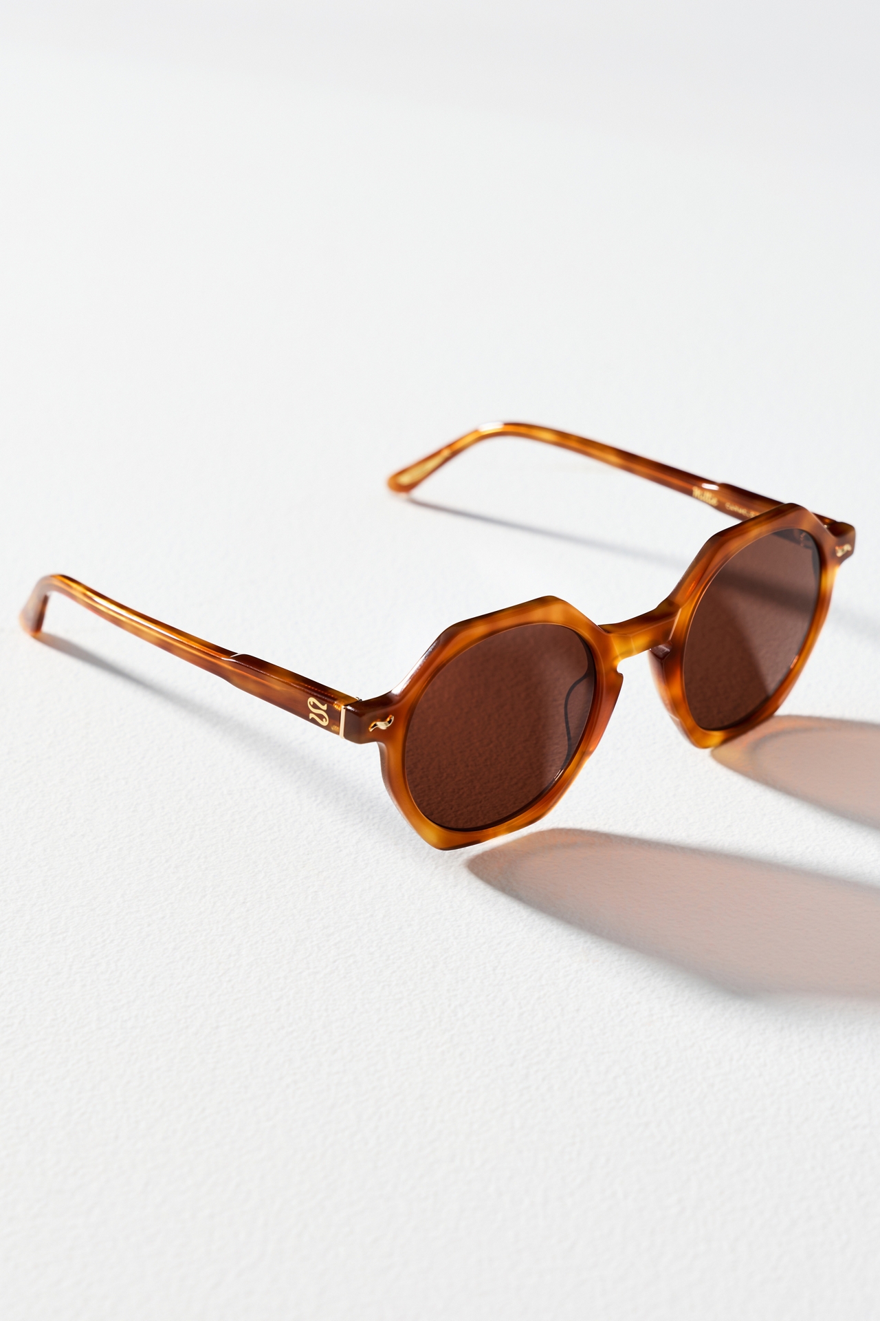 Sardine Millie Geo Circle Bright Tortie Sunglasses