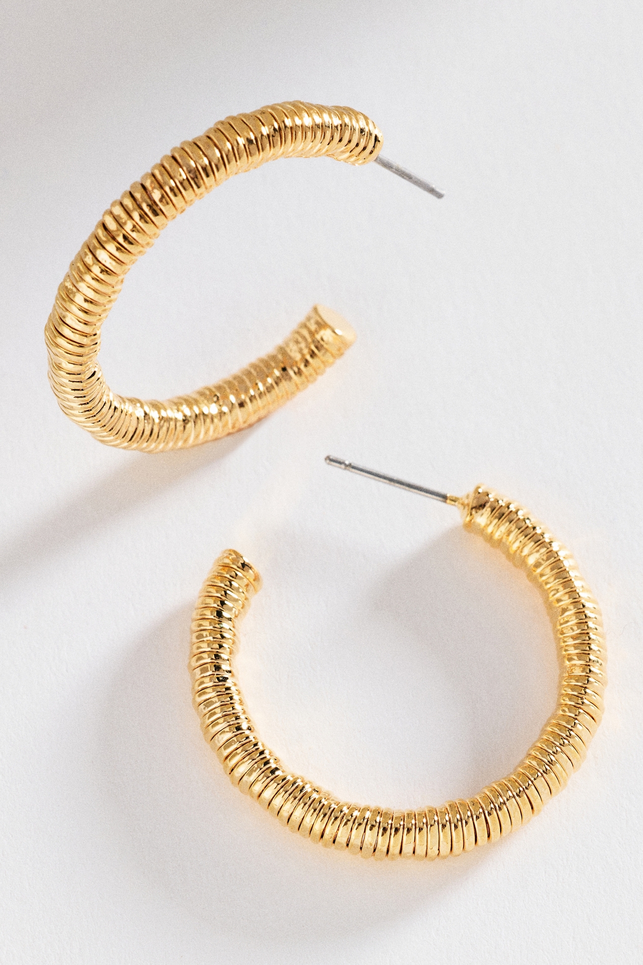 Ribbed Hoop Earrings