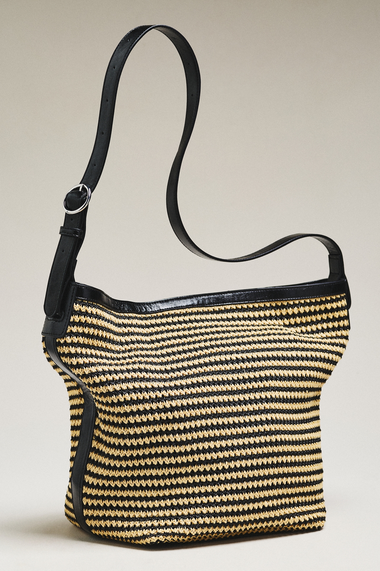 Melie Bianco Anse Bucket Bag