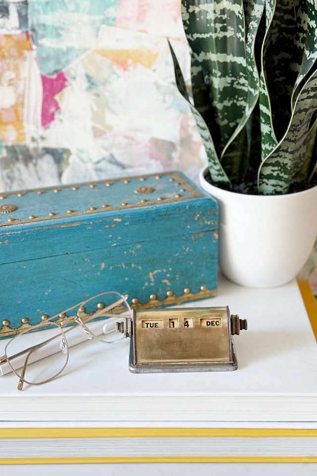 Old Flame Candle Co. Vintage MCM Brass Perpetual Calendar