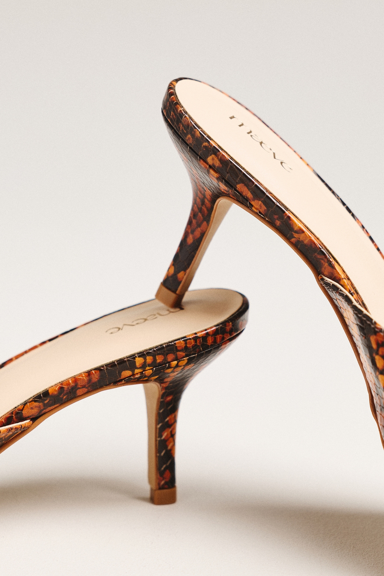 Maeve Ponted-Toe Mules