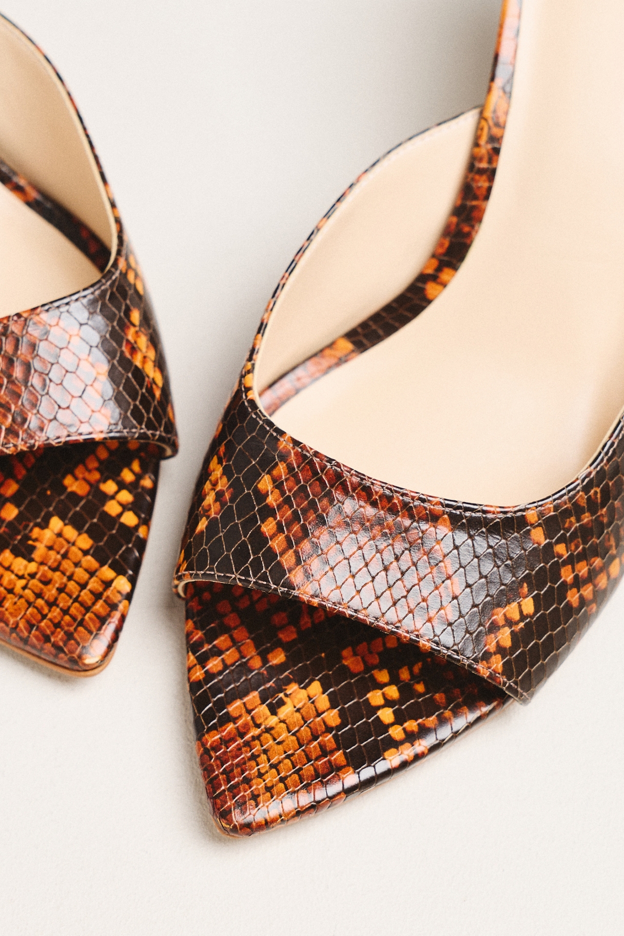 Maeve Ponted-Toe Mules