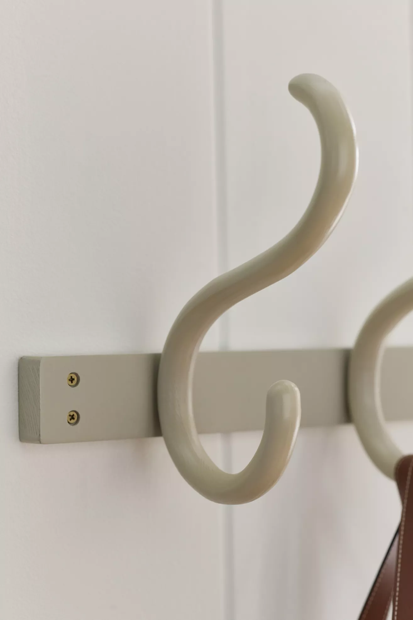 Luca Ash Wood Hook Rack - thumbnail 3