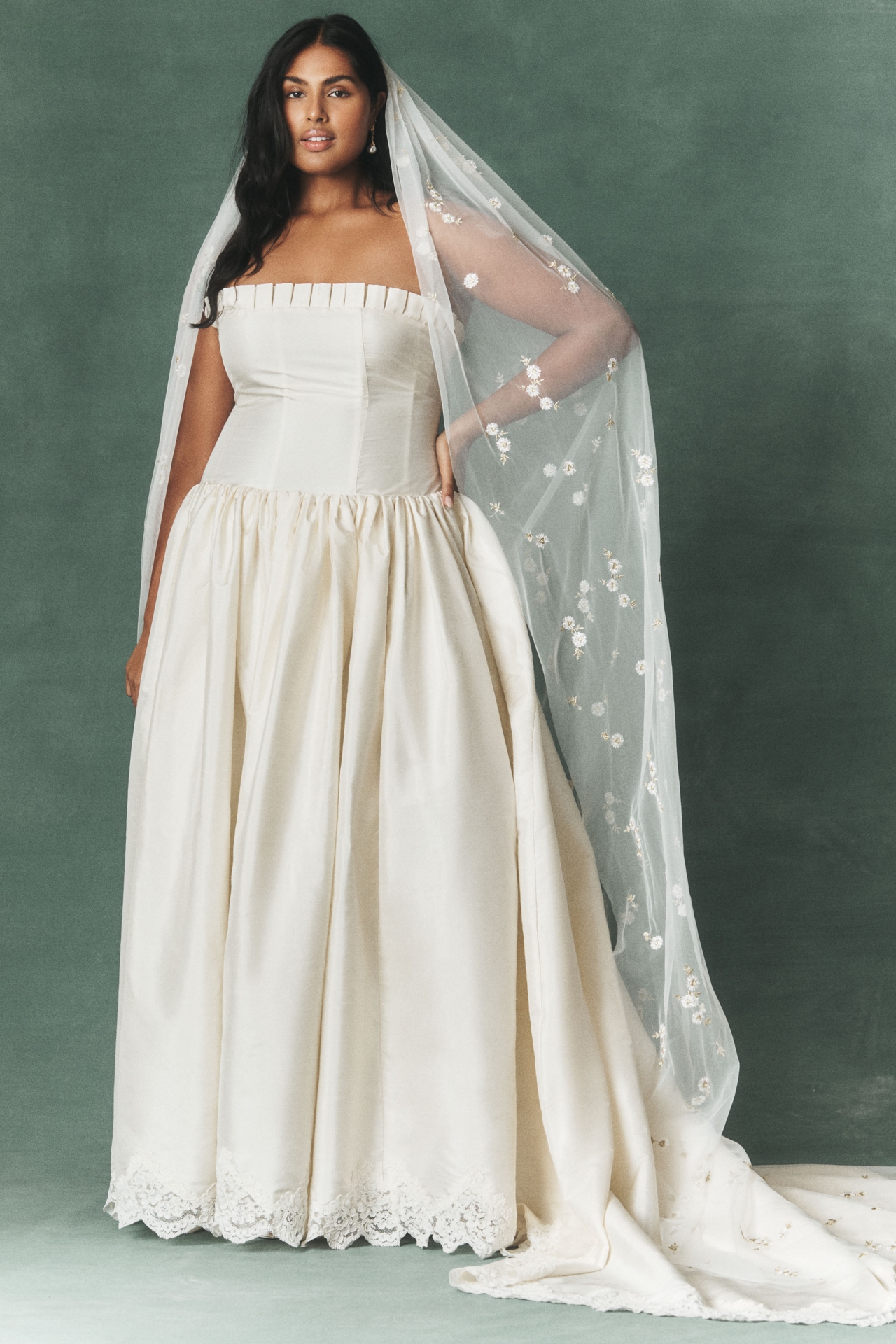 Daughters of Simone Cathe Cathedral Veil