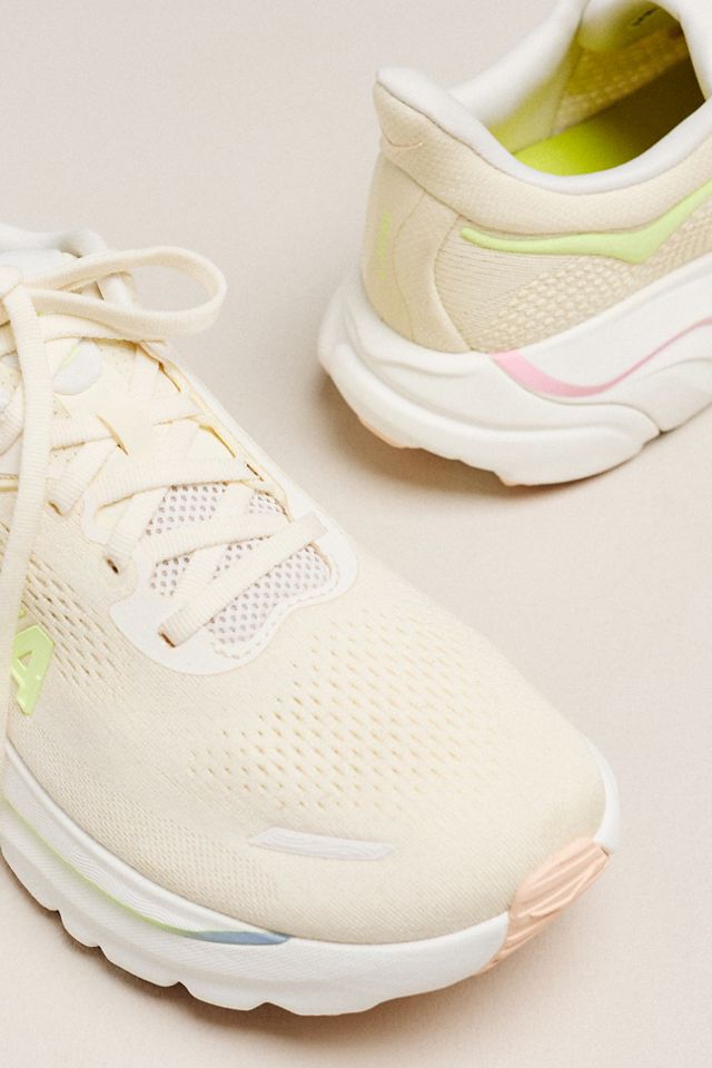 HOKA® Arahi 9 Sneakers #2