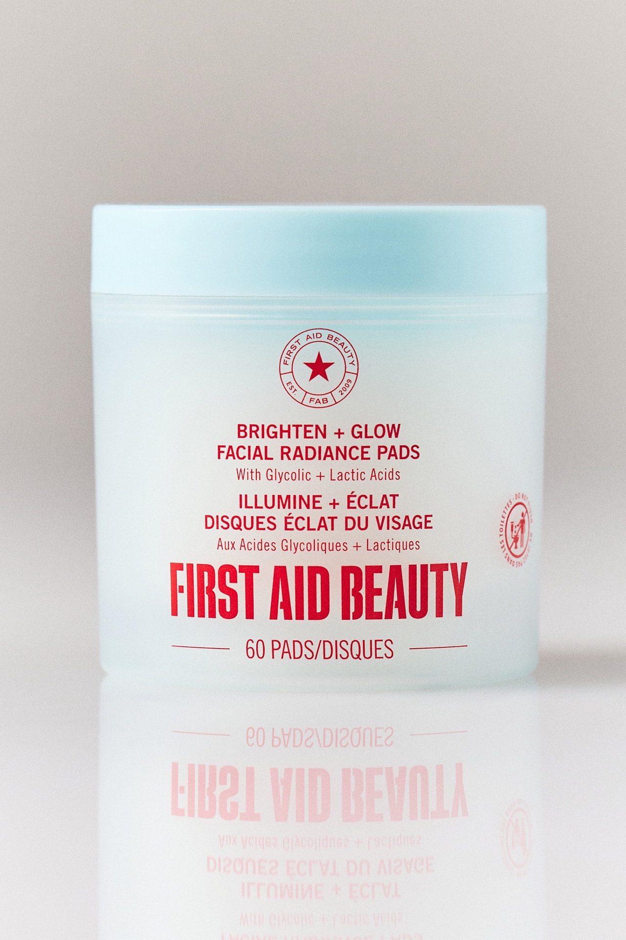 First Aid Beauty Brighten & Glow Facial Radiance Pads