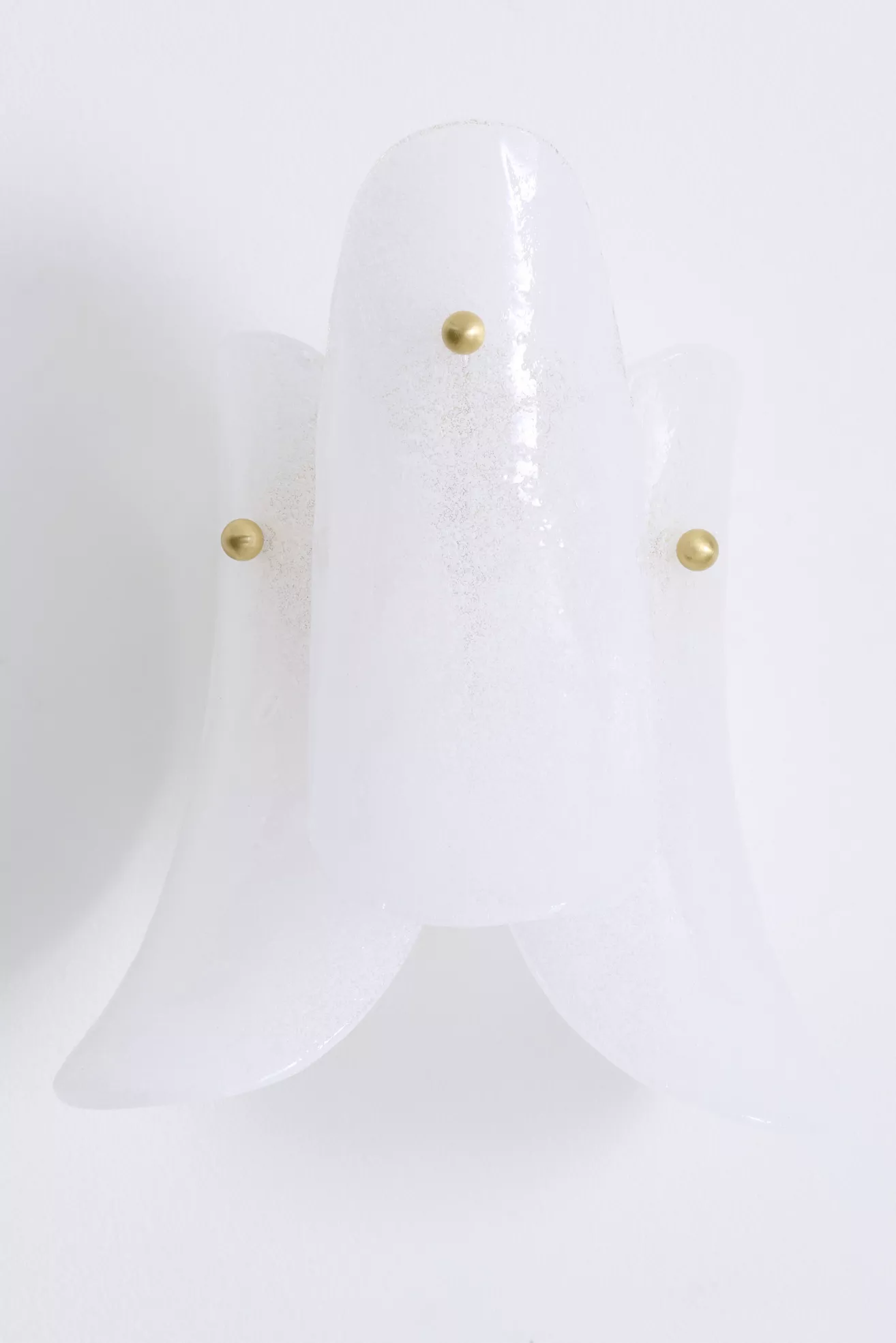 Anisa Tiered Petal Glass Sconce - thumbnail 4