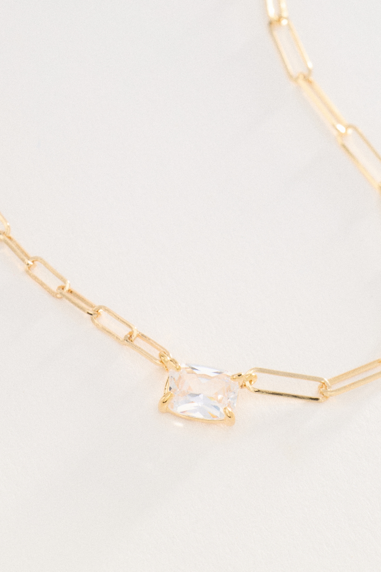 Suspended Crystal Link Necklace