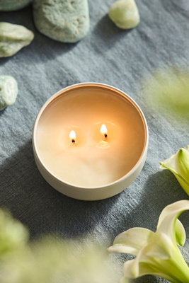 Linnea Candle - Thumbnail 2