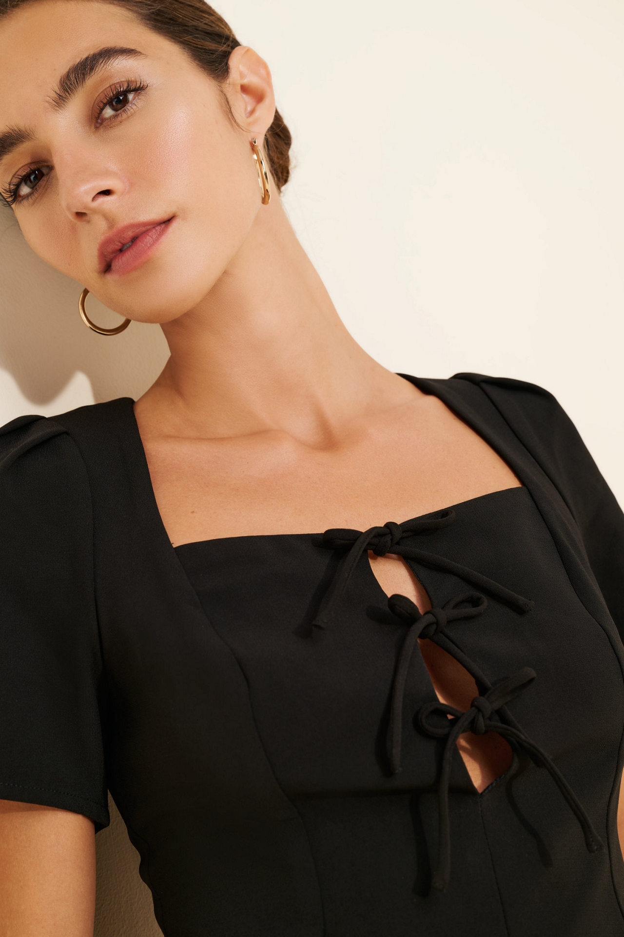 ASTR the Label Torie Tie Detail Top