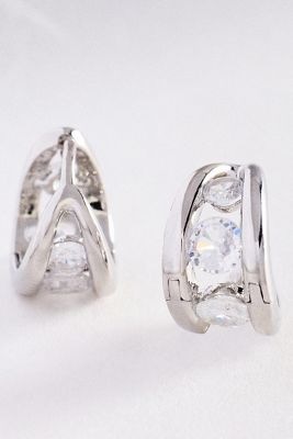 Aretes de Aro Huggie con Cristales Divididos