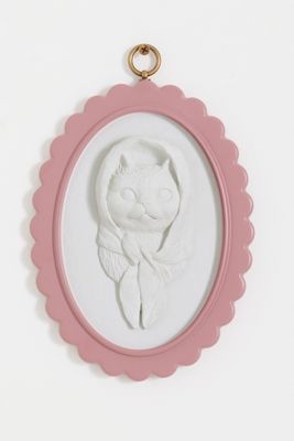 Athena Scalloped Cat Intaglio Gallery Wall Charm