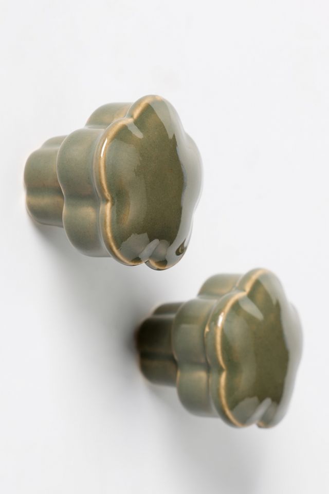 Mari Ceramic Flower Knob, Set of 2 #1