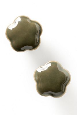 Mari Ceramic Flower Knob, Set of 2