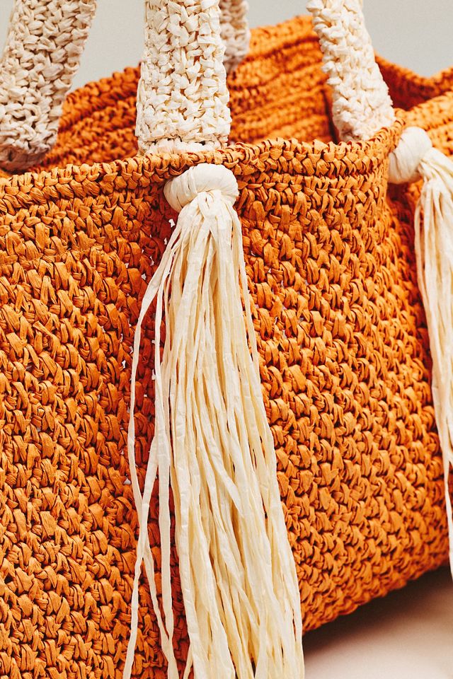 Celandine Raffia Fringe Tote #2
