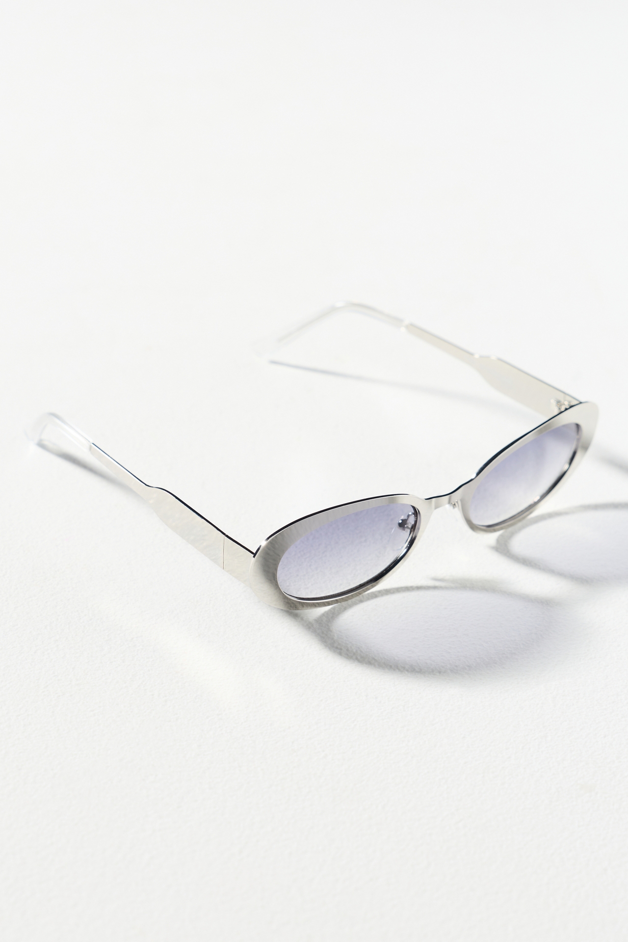 Elite Eyewear Slim Metal Oval Sunglasses