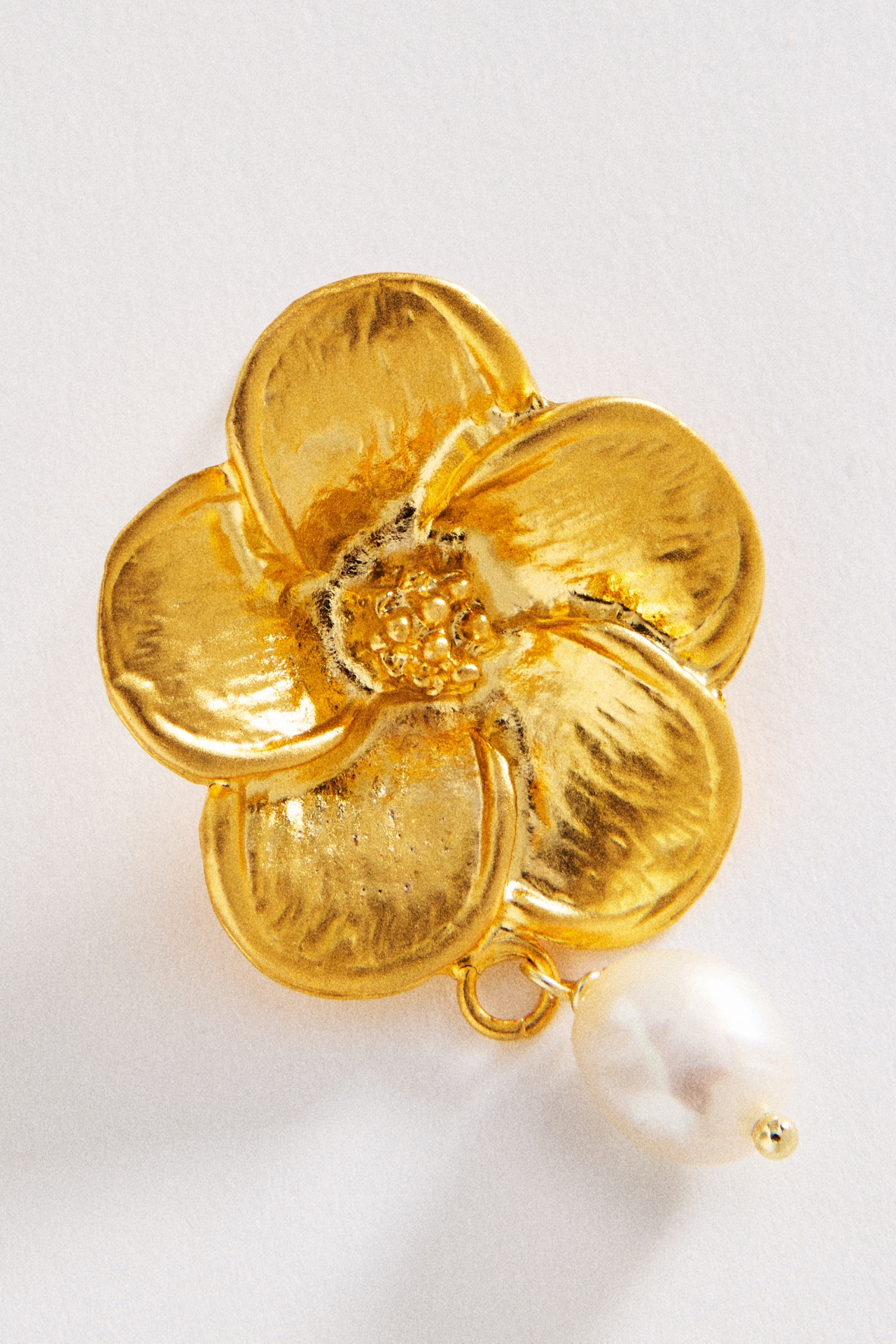 Logan Tay Pearl Drop Flower Earrings