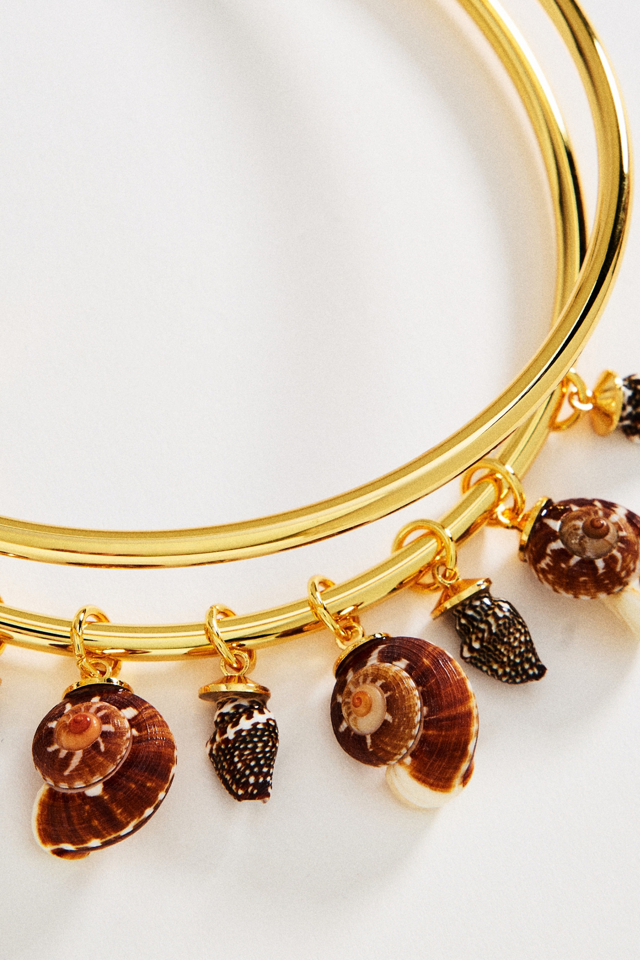 Logan Tay Gold Shell Choker Necklace