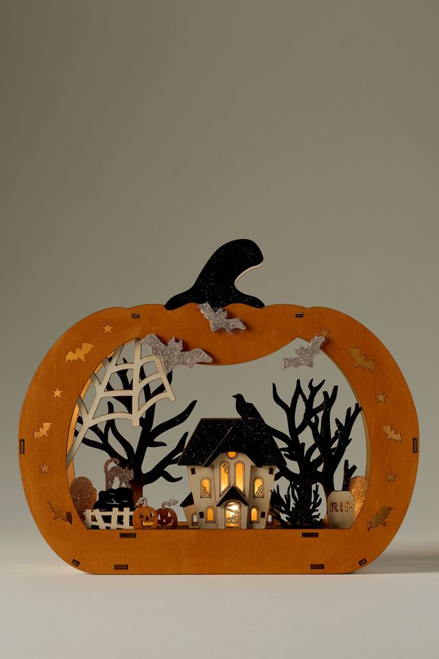 Ghostly Light-Up Mantle Decor #3